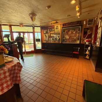 Buca di Beppo Italian Restaurant - Front entrance - Italian Near Me - Peoria, Arizona Buca di Beppo Italian Restaurant - Front entrance - Italian Near Me - Peoria, Arizona