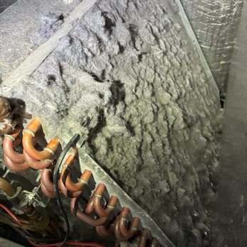 Fire & Ice HVAC - This is a dirty evaporator coil. This restricts airflow. - Heating & Air Conditioning/HVAC Near Me Fire & Ice HVAC - This is a dirty evaporator coil. This restricts airflow. - Heating & Air Conditioning/HVAC Near Me