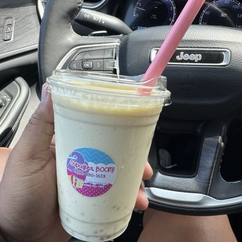 Cupcakes, BOOM! - The addiction of going to BOOM started when they launched Mango Sticky Rice Smoothie! - Bakeries Near Me - Hilo, Hawaii