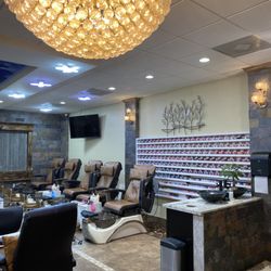 Pretty Nail and Spa