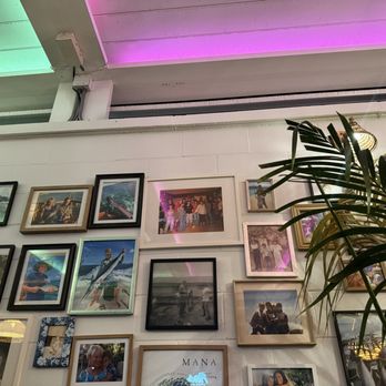 Mana + Pua - Art decoration - Wine Bars Near Me - Honolulu, Hawaii