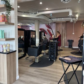 The Salt Lounge - Inside - Hair Salons Near Me - Calgary, Alberta The Salt Lounge - Inside - Hair Salons Near Me - Calgary, Alberta