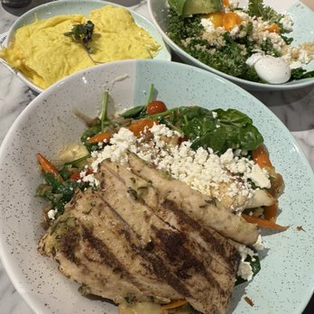 Bluestone Lane - Steiner St Café - Warm Chicken & Ancient Grains Bowl, Breakfast Bowl, Side of Scramble - Coffee & Tea Near Me - San Francisco, California