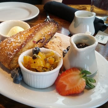Feast - Wonderful scones at brunch - New American Near Me - Tucson, Arizona