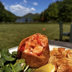 Jordan Pond House - Lobster Popove