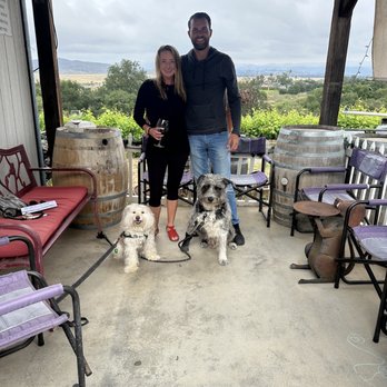 Woof'n Rose Winery and Vineyard - Our dogs - Wineries Near Me - Ramona, California