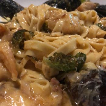 Pearl & Vine - Seafood pasta - New American Near Me - Katy, Texas Pearl & Vine - Seafood pasta - New American Near Me - Katy, Texas