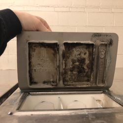 Canon Coin Laundry