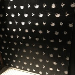La Rua de la Criolla - Wallpaper by bathroom (my next screen saver)