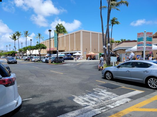 Koko Marina Center 157 Photos 51 Reviews Shopping Centres 7192 Kalanianaole Hwy Honolulu Hi United States Phone Number Yelp Koko Marina Center 157 Photos 51 Reviews Shopping Centres 7192 Kalanianaole Hwy Honolulu Hi United States Phone Number Yelp