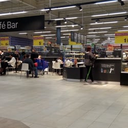 Café Bar Carrefour - Toda la cafetería