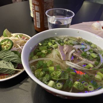 Banh Mi Spot - Beef Pho - Vietnamese Near Me - Chicago, Illinois Banh Mi Spot - Beef Pho - Vietnamese Near Me - Chicago, Illinois