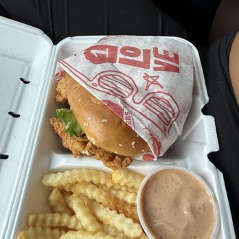 Raising Cane's Chicken Fingers - The Sandwich Combo - Fast Food Near Me - Mobile, Alabama
