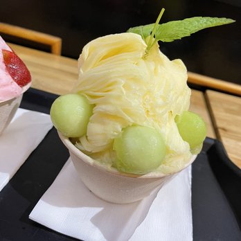 Oakobing - Mango Melon Shaved Ice - Shaved Ice Near Me - Los Angeles, California Oakobing - Mango Melon Shaved Ice - Shaved Ice Near Me - Los Angeles, California