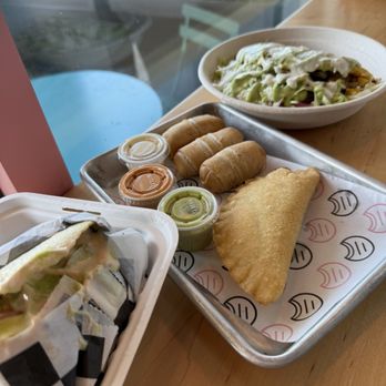 Somos Handcrafted Arepas - arepa Empanada Tequeos (3) Pork Carnitas Cachapa - Venezuelan Near Me - Shelton, Connecticut Somos Handcrafted Arepas - arepa Empanada Tequeos (3) Pork Carnitas Cachapa - Venezuelan Near Me - Shelton, Connecticut