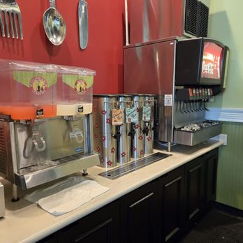 Chicken Salad Chick - Drinks - Sandwiches Near Me - Littleton, Colorado Chicken Salad Chick - Drinks - Sandwiches Near Me - Littleton, Colorado