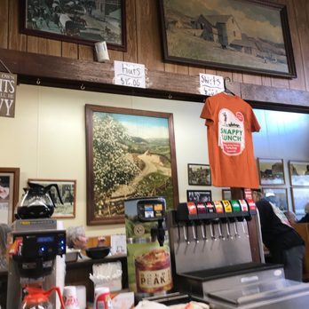 Snappy Lunch - Seating - Sandwiches Near Me - Mt Airy, North Carolina