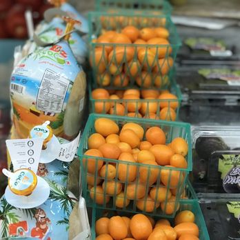 Church Produce - a variety of oranges for sale - Fruits & Veggies Near Me - San Francisco, California Church Produce - a variety of oranges for sale - Fruits & Veggies Near Me - San Francisco, California