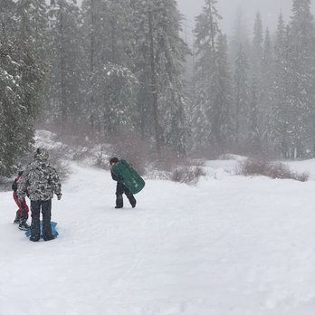 Balsam Meadows Snow Park - Climbing up the hill - Ski Resorts Near Me - Shaver Lake, California Balsam Meadows Snow Park - Climbing up the hill - Ski Resorts Near Me - Shaver Lake, California