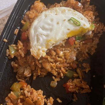 bb.q Chicken Northridge - Kimchi Fried Rice - Chicken Wings Near Me - Northridge, California bb.q Chicken Northridge - Kimchi Fried Rice - Chicken Wings Near Me - Northridge, California