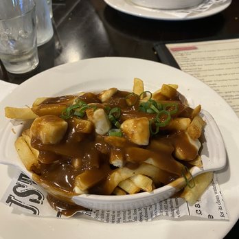 Mollydooker's Cafe & Bar - Poutine again - Cafes Near Me - Apple Tree Creek, QLD