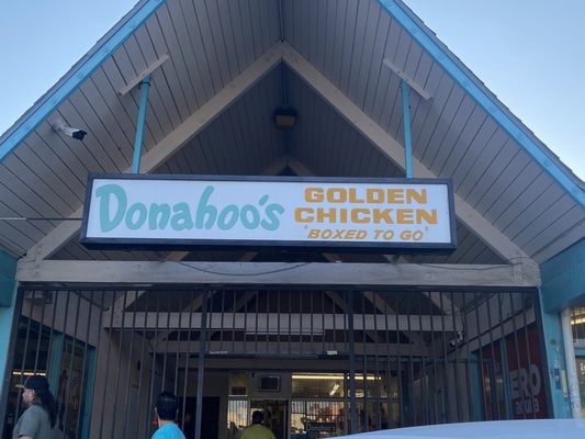 Donahoo's Golden Chicken by null