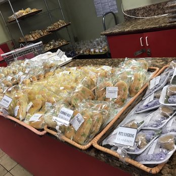 V Tropical Bake Shop - Filipino Near Me - Carson, California V Tropical Bake Shop - Filipino Near Me - Carson, California