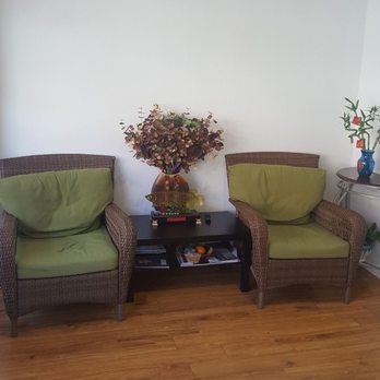 Sunflower Beauty Parlor - Waiting area - Massage Near Me - Brooklyn, New York Sunflower Beauty Parlor - Waiting area - Massage Near Me - Brooklyn, New York