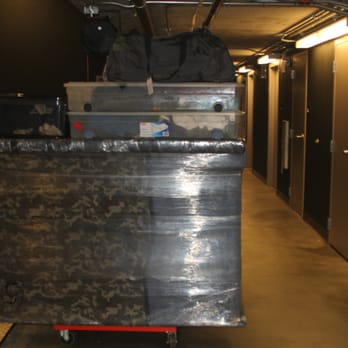 Top Flight Movers - San Francisco to Los Angeles move. Everything nicely protected and loaded. http://www.topflight-movers.com/ - Movers Near Me - Menlo Park, California Top Flight Movers - San Francisco to Los Angeles move. Everything nicely protected and loaded. http://www.topflight-movers.com/ - Movers Near Me - Menlo Park, California