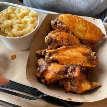 BLACK HOG BBQ - CLOSED - Updated January 2025 - 116 Photos &amp; 82 