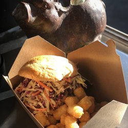Hog N Tots