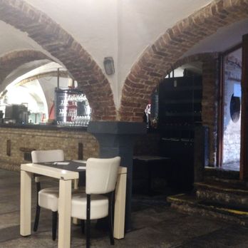Curiosa - Restaurants Near Me - Bruges, VWV