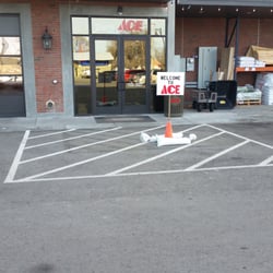 Dan's Ace Hardware - Back entrance