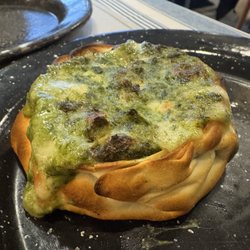 Sale e Pepe - Spinach & ooey-gooey Mozzarella empanada