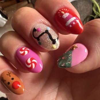 M2 Nail Lounge - Xmas all the way - Nail Salons Near Me - Alhambra , California