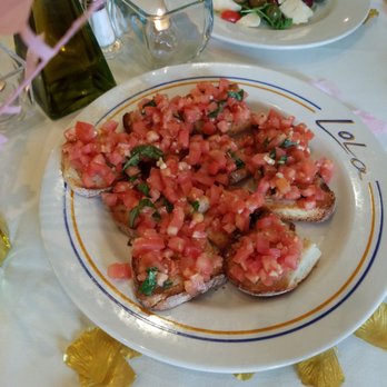 Basil Leaf Cafe - Italian Near Me - Locust Valley, New York
