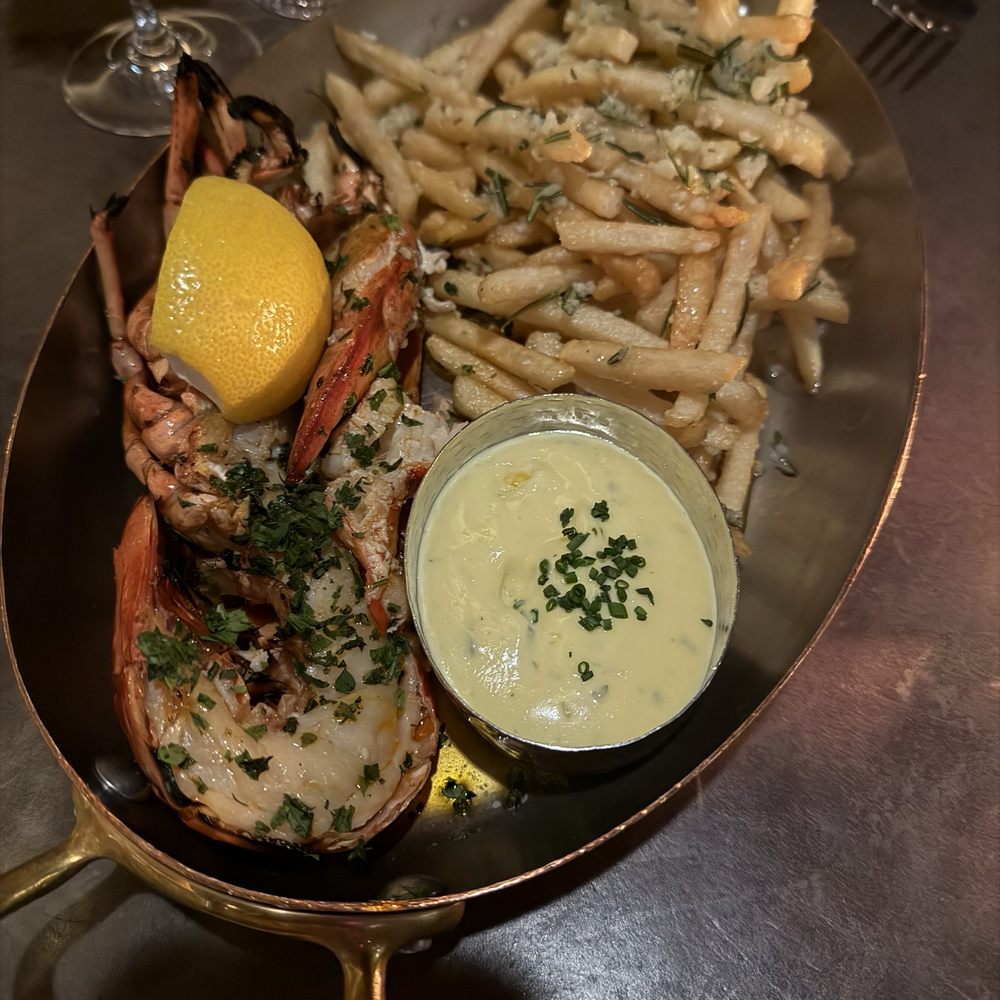 Maple & Ash - Lobster frites - Steakhouses Near Me - Scottsdale, Arizona Maple & Ash - Lobster frites - Steakhouses Near Me - Scottsdale, Arizona