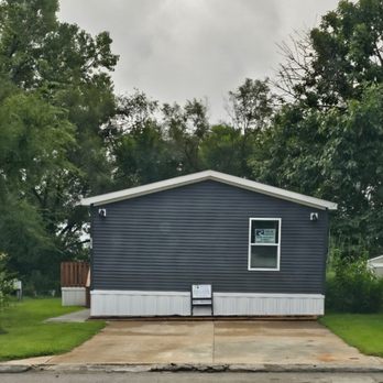 River View Estates - Mobile Home Parks Near Me - Kansas City, Kansas
