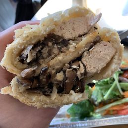 Stuffed Puff Pastry with Chicken and Mushrooms Stuffed Puff Pastry with Chicken and Mushrooms