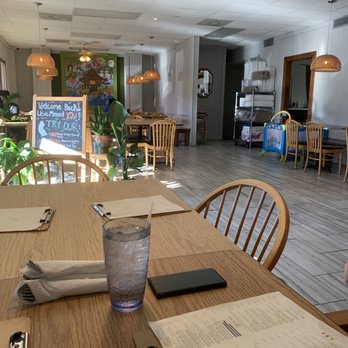 Oriental Garden - Nice cleaning interior - Thai Near Me - Denton, Texas