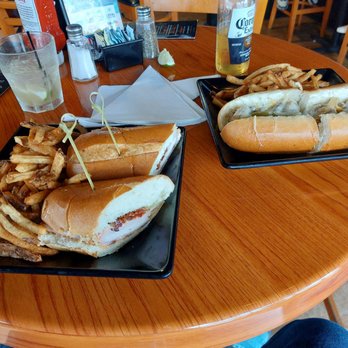 Fork'n Links - Cheesy Cheesecake and The Melt along with a Corona and Jalapeño margarita. - Sports Bars Near Me - Myrtle Beach, South Carolina Fork'n Links - Cheesy Cheesecake and The Melt along with a Corona and Jalapeño margarita. - Sports Bars Near Me - Myrtle Beach, South Carolina