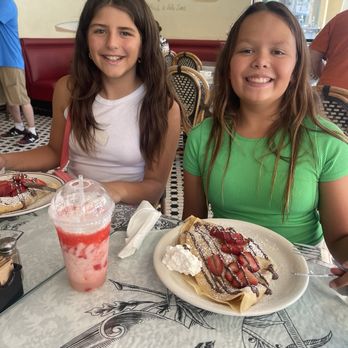 Crepes de Paris - Yummmmmmm - Creperies Near Me - Brea, California Crepes de Paris - Yummmmmmm - Creperies Near Me - Brea, California