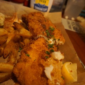 Spearfish Grille - Fish and chips with Hogfish (5/5) - Seafood Near Me - Sarasota, Florida Spearfish Grille - Fish and chips with Hogfish (5/5) - Seafood Near Me - Sarasota, Florida