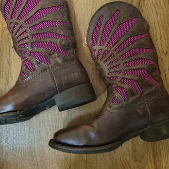 Ruby Slipper Shoes and Repair - Polish and heel end replacement - Shoe Stores Near Me - Vista, California Ruby Slipper Shoes and Repair - Polish and heel end replacement - Shoe Stores Near Me - Vista, California