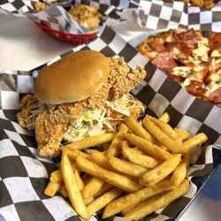 99 K-Chicken & Pizza - CRISPY SIGNATURE CHICKEN SANDWICH ON
