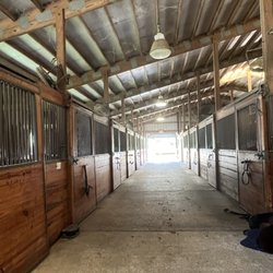 Cascade Stables - Horse stables at Audubon Park