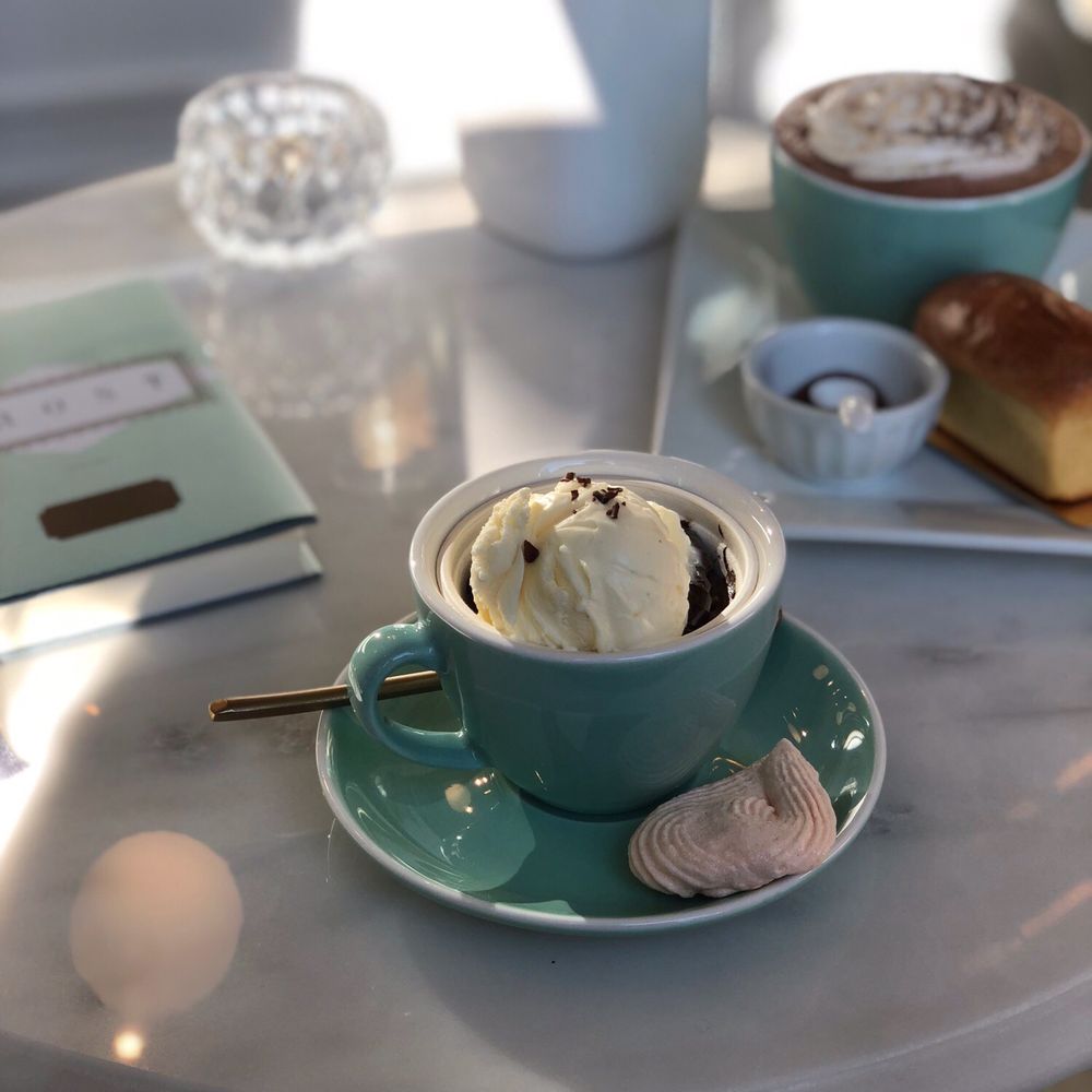 La Glace - Ice Cream & Frozen Yogurt Near Me - Vancouver, British Columbia