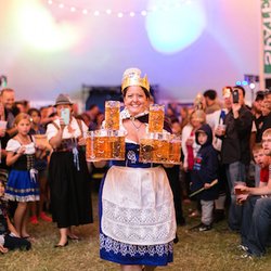 Lovettsville Oktoberfest - Stein hauling contest!