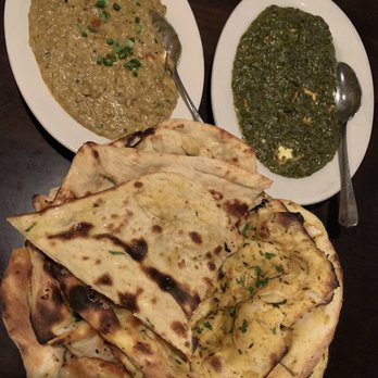Aslam's Rasoi - Bengan Bartha Saag Paneer Assorted Breads - Indian Near Me - San Francisco, California