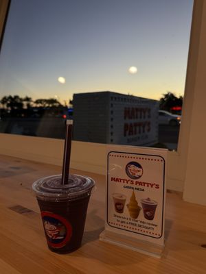 Matty's Patty's Burger Club by null